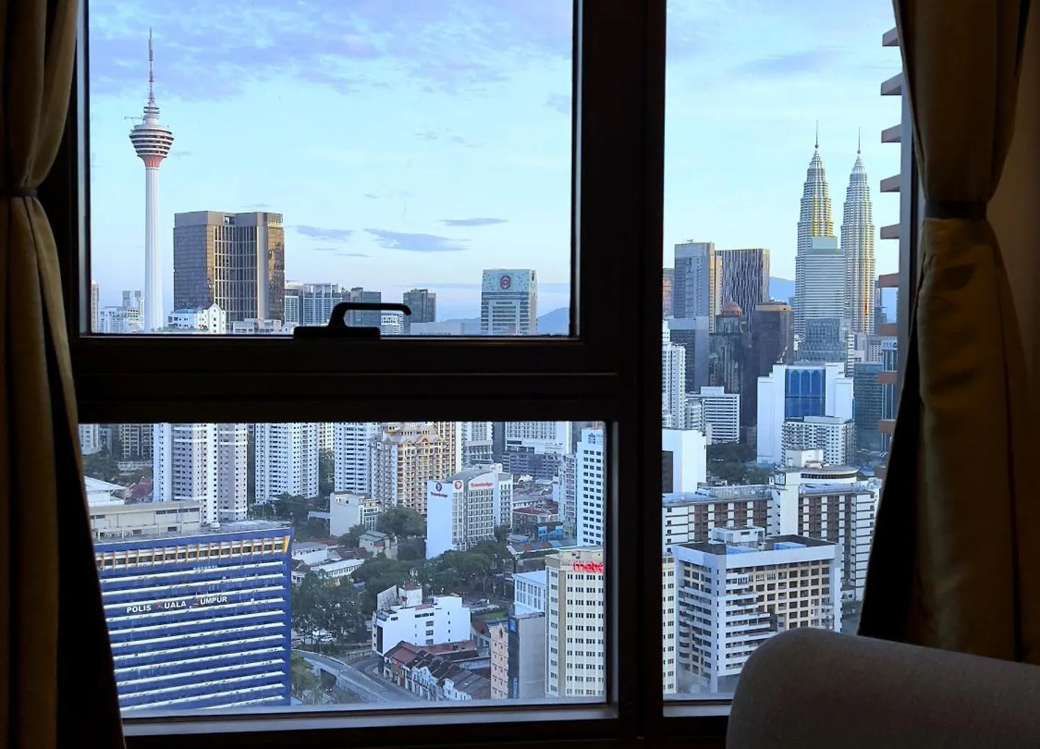 Apartamento Rooms With Klcc And Kl Tower View By Yee Kuala Lumpur